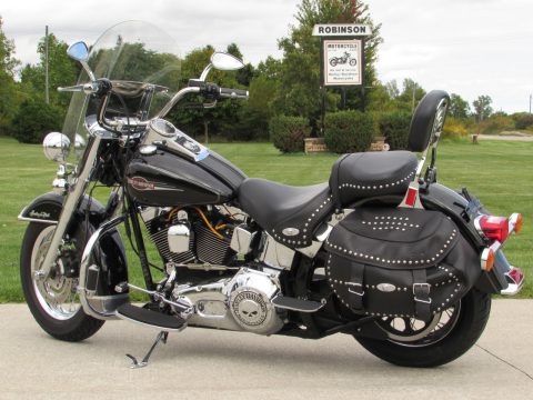 2006 Harley-Davidson Heritage Softail Classic FLSTC   - Vance and Hines Exhaust - 22,500 miles