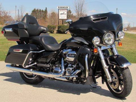 2018 Harley-Davidson ULTRA Classic FLHTCU  107 Motor - 1 Owner - $50 Week