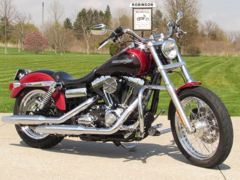 2013 Harley-Davidson Dyna Super Glide Custom FXDC   - ONLY 18,000 KM - Sits Very Low - $38 Week