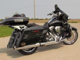 2012 Harley-Davidson CVO Street Glide FLHXSE   - Auto Dealer Ontario