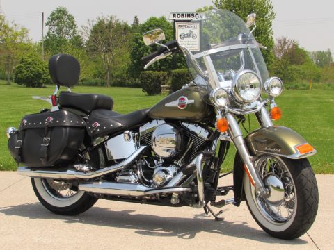 2016 Harley-Davidson Heritage Softail Classic FLSTC   - Beautiful Pearl Paint - Cruise Control - $45 Week